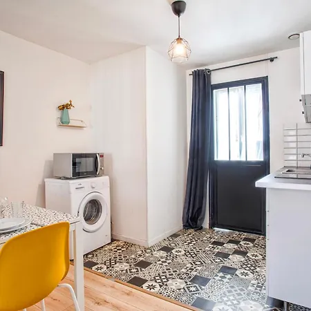 Le Petit Proche Gare アパート *