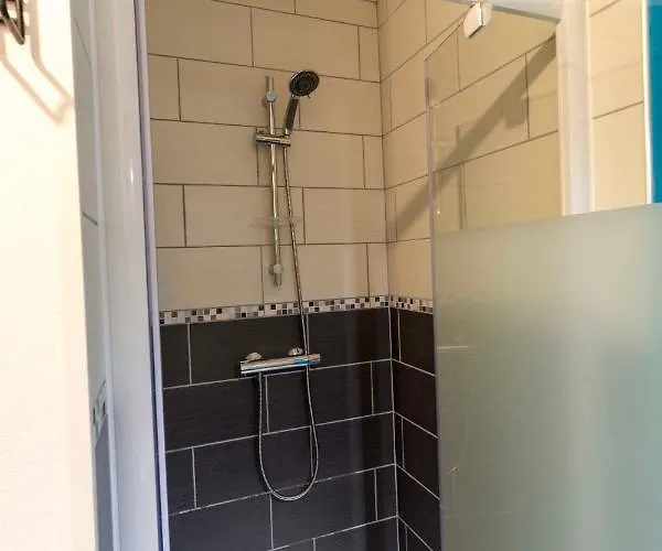 Le Petit Proche Gare Flers (Orne)